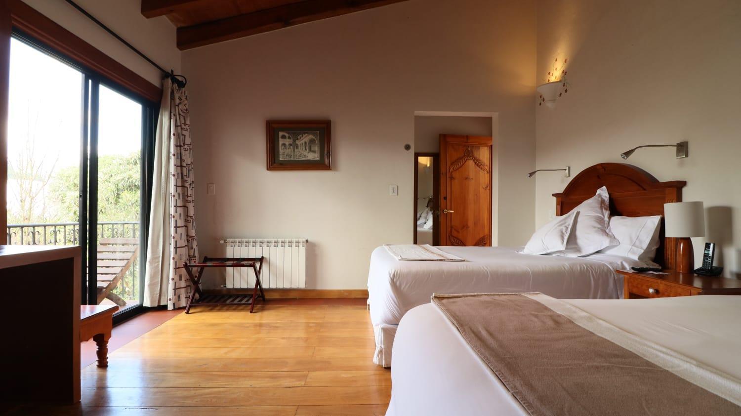 Hotel Casa De Familia De San Cristobal Сан-Кристобаль-де-Ла-Касас Экстерьер фото