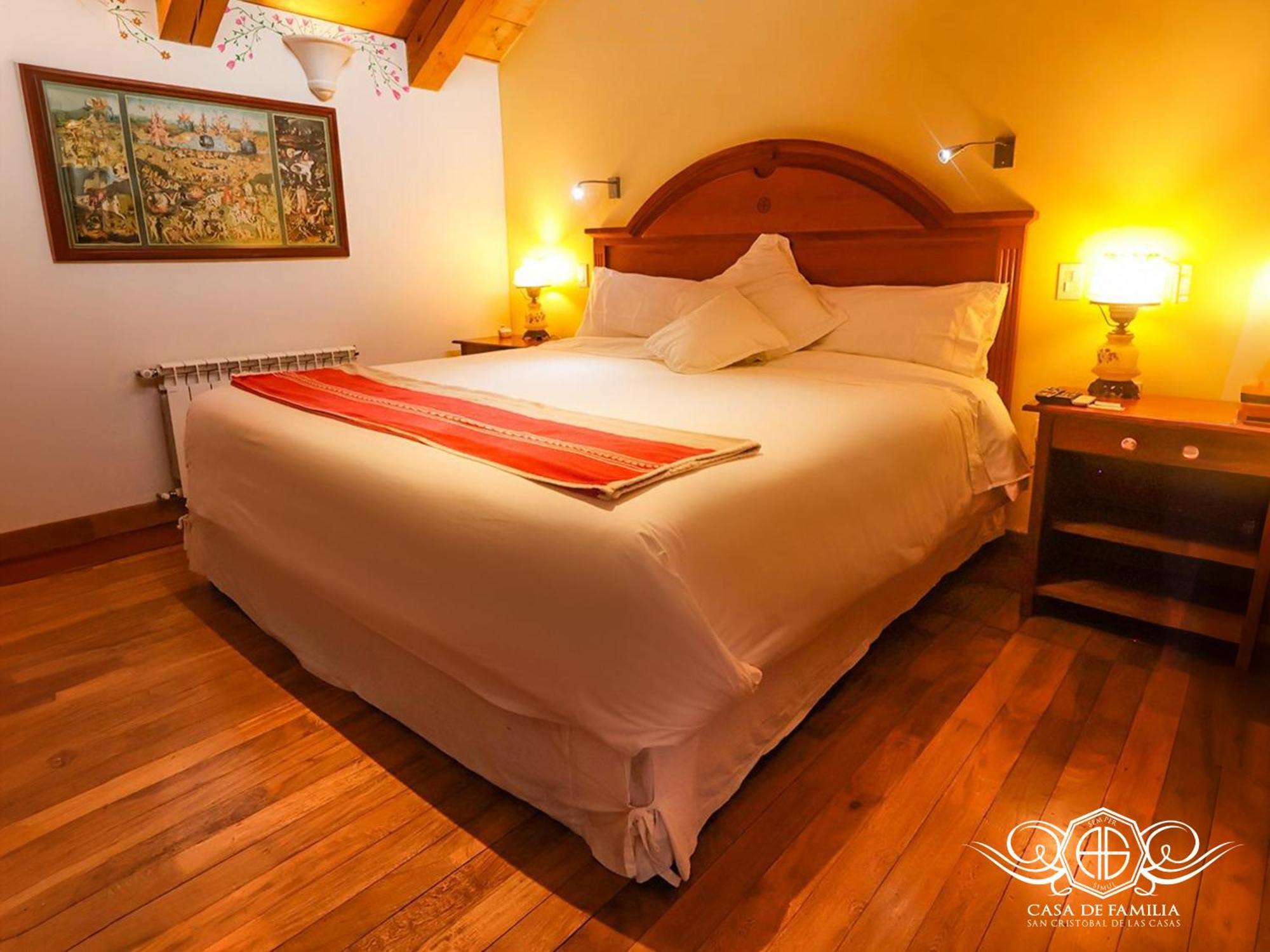 Hotel Casa De Familia De San Cristobal Сан-Кристобаль-де-Ла-Касас Экстерьер фото